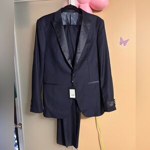 BNWT 2-piece John Varvatos 100% Wool Suit Tuxedo Set-Blazer and Pants-Navy Blue